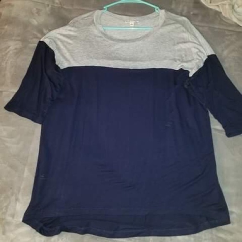 Gray and Navy Blue 1/4 sleeve